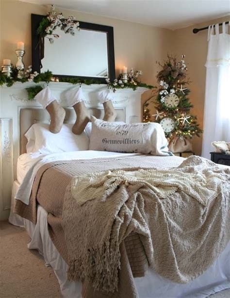30 Christmas Bedroom Decorations Ideas