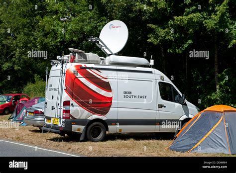 Outside Broadcasting Van Hi Res Stock Photography And Images Alamy