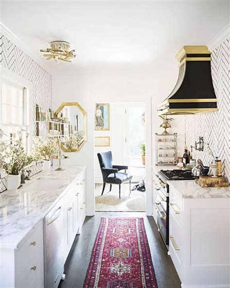 50 Absolutely Beautiful Small Kitchens That Prove Size Doesnt Matter