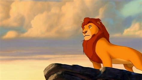 Sie sind aus unterschiedlichen produktionen. Who plays Mufasa in the new Lion King?