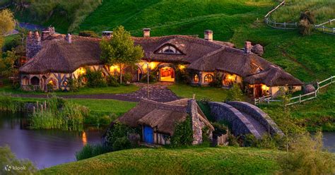 Hobbiton And Rotorua Day Tour With Te Puia From Auckland Klook