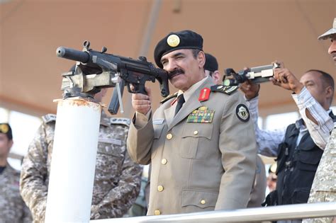 القوات الخاصة في بوركينا فاسوimage caption: نائب مدير الأمن العام يرعى حفل تخريج الدورة التاسعة عشر من ...