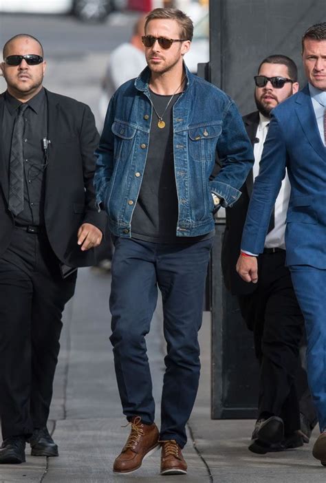 Ryan Gosling Wearing A Denim Jacket Denim Jacket In 2019 Denim