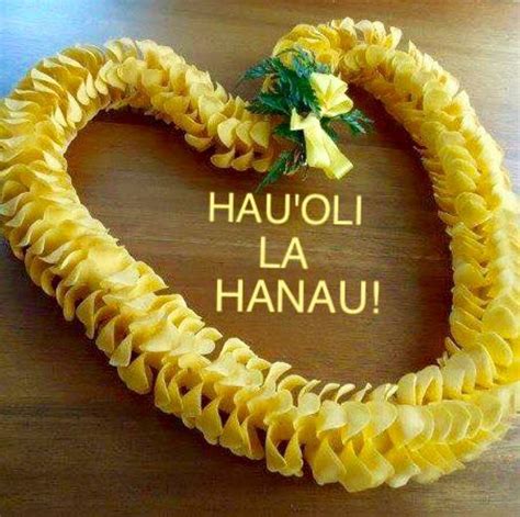 Pin By Rayna Mendiola On Hawaiian Quotes Flower Garland Wedding