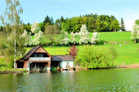 Find cheap deals and discount rates that best fit your budget. Bootshaus - Hofgut Schleinsee » Ferien auf dem Bauernhof ...