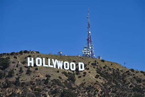 Los Angeles Skyline Hollywood Sign