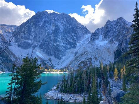 How To Hike The Colchuck Lake Trail Ordinary Adventures