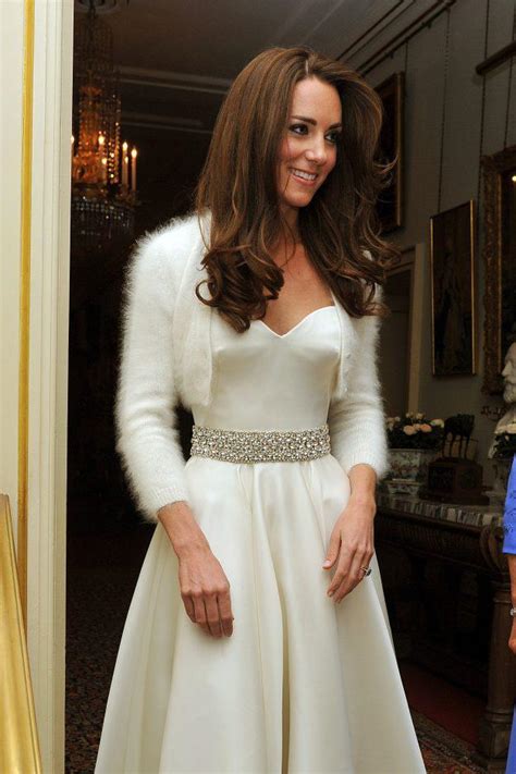 Kate Middleton Had A Second Wedding Dress We Didn T See And It Is Stunning