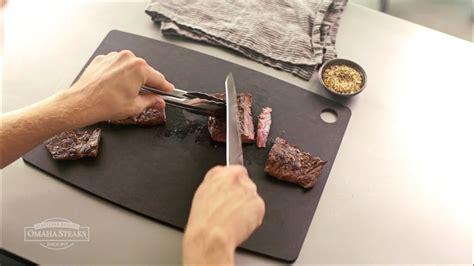 How To Slice A Skirt Steak Youtube