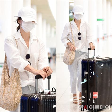 Son Ye Jin biến sân bay thành sàn diễn còn Song Hye Kyo chỉ mãi ăn vận