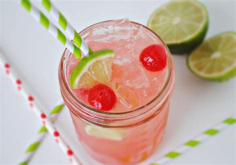 This strawberry limeade has fresh cut strawberries, fresh lime juice, and a touch of mint for extra refreshing crispness. 25+ Non-Alcoholic Summer Drinks