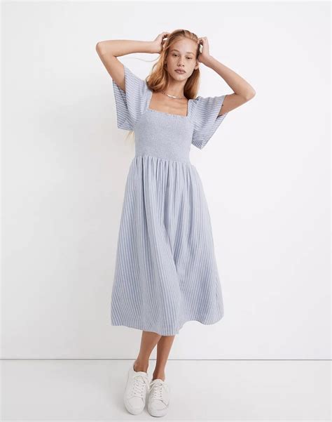 The Simple Summer Dresses