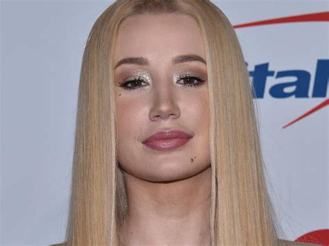 Iggy Azalea Says Shes Parted Ways With Island Records The Courier Mail