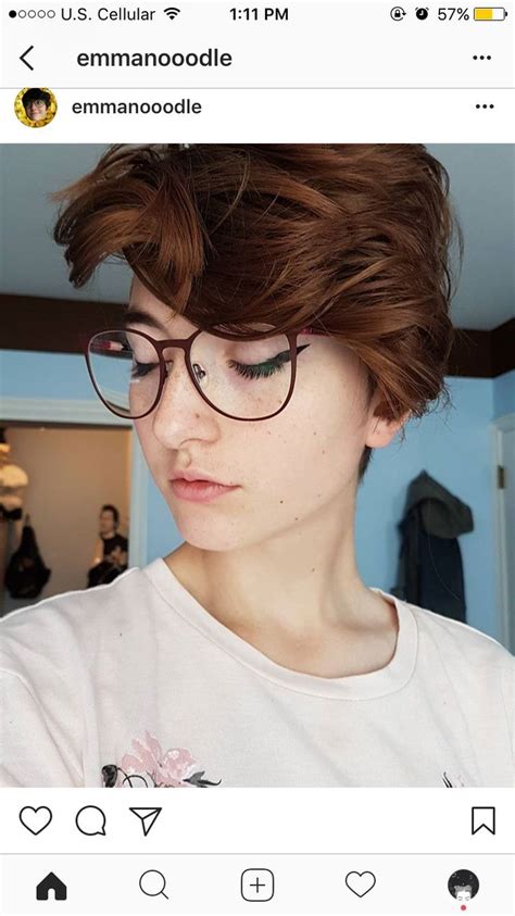 Take a good, long look at the images represented. 20+ Latest Androgynous Cute Non Binary Haircuts - Boudoir Paris