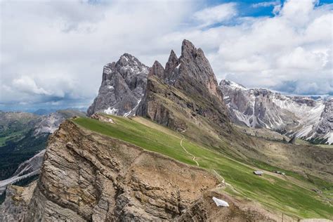6016x4016 One Of The Most Stunning Views In The Dolomites Seceda