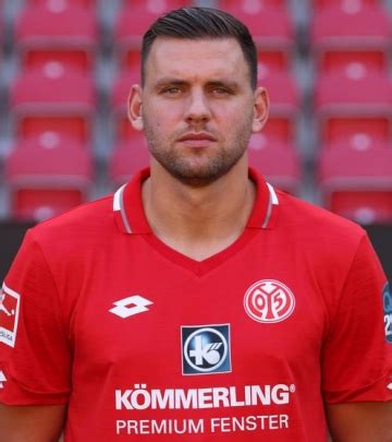A válogatott labdarúgó által életre hívott. Ádám Szalai - 2020/2021 - Spieler - Fussballdaten