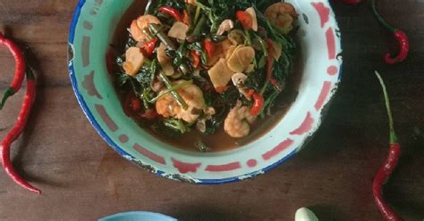 Cah kangkung saus tiram · panaskan minyak, tumis bawang putih dan bawang merah hingga harum. 2.060 resep cah kangkung ikan dan seafood enak dan ...