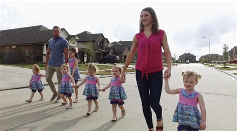 What Is Cadi Outdaughtered Star Danielle Busby Has Her Own Clothing Line