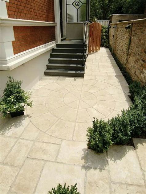 Pin By Yvonne Harrigan On Gardening Limestone Paving Concrete