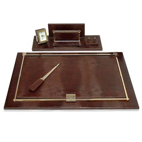 For the best leather desk pads, we have a collection of 15 items to consider on your shopping. Leather Desk Set | Must Of Italy