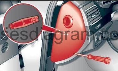 Audi q5 решктка q5 audi 2g antena tv audi mmi 2g видеоинтерфейс mmi 2g usb audi mmi 2g audi q5 cувенир auto 3g yagi 3g antenne. Fuse box diagram Audi A8 (D4)