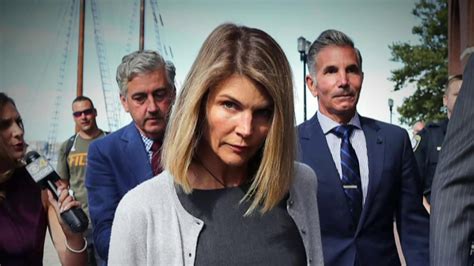 How Is Lori Loughlin Doing In Jail The Latest Aunt Becky Update Film Daily