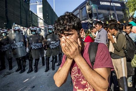 Greece Chaos Insecurity In Registration Center Human Rights Watch