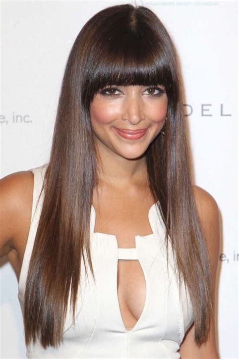 Hannah Simone Love Her Hair Hannah Simone Long Natural Hair Natural Curls Natural Hair