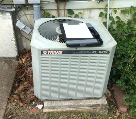 Trane Xe1000 Trane Heating And Air Conditioning Split System Heat Pump