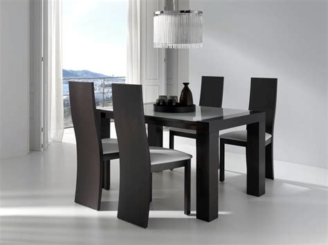 Sillas de cocina baratas para estar sentado mientras esperas a que hierva el agua o a que el microondas termine de calentar el plato no está nada mal. Foto: Mesas y Sillas Salon y Cocina de Muebles Sivima ...
