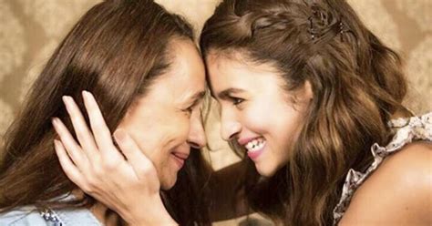 11 Things Youll Relate To If Your Mother Is Your Bff Best Friend
