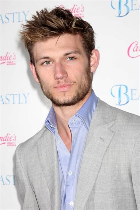 The hint of brown intertwined with your naturally black hair is so aptly done that it. 65 Mens Hairstyles with Highlights (2020 Photos)