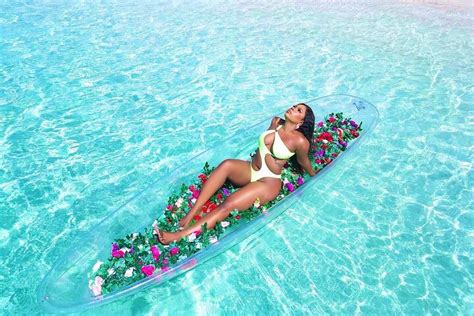 Kayak Flower Girl Photoshoot Tropical Oasis On The Crystal Clear Waters Of Turks And Caicos
