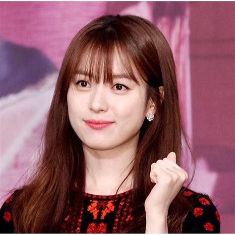 She is best known for her leading roles in the television dramas brilliant legacy, dong yi, and w, as well as the film cold eyes for which she won best actress at the blue dragon film awards. Pin by Sherina Nay on Han Hyo Joo | Korean actresses, Best ...