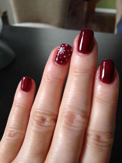 Christmas nails with pink shades. Christmas nails-shellac-nail art. Been doing nails for ...