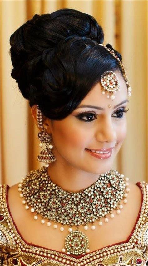 This is another popular wedding hairstyle for long hair. Hindu Bridal Hairstyles: 14 Safe Hairdos For The Modern Day Bride