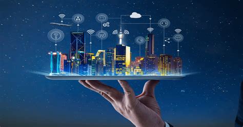 Todo el mundo está hablando de internet y si, o cómo, debería ser regulado. ¿Qué es, cómo funciona y cuál es el futuro del Internet de ...