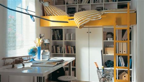 Premium design schreibtisch mit vielen extras moderner design schreibtisch aus nahezu astfreier premium eiche, modell raik bestellbar als. Schreibtische Bücherregale Kleiderschränke für das ...