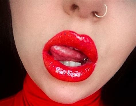 Pin By Laura On Makeup Cosmetics Lush Lips Perfect Lips Kissable Lips