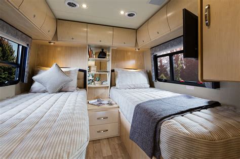 Therefore you will have an easy time when maintaining it. Unity - Floorplans - Leisure Travel Vans | Leisure travel ...