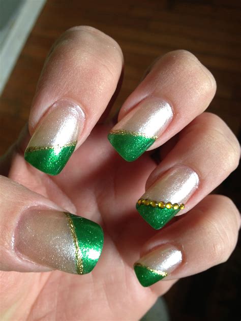 Get Ready For St Patricks Day With These Festive Nail Designs