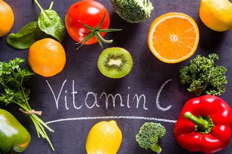 Learn what vitamin c does in the body and why it's important for your little one. Winterzeit: Schützt Vitamin C vor Erkältungen? - We Love ...