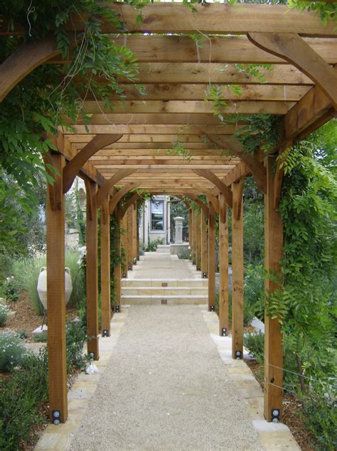 10 Covered Walkway Design Ideas
