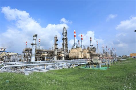 Tentang kilang minyak refinery unit iv cilacap. Kilang Pertamina Cilacap Siap Uji Coba Produksi Green ...