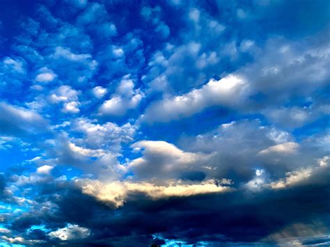 無料画像 雲 昼間 雰囲気 卵丘 自然の風景 青空 気象現象 落ち着いた 太陽光 地平線 電気青 海洋 イブニング