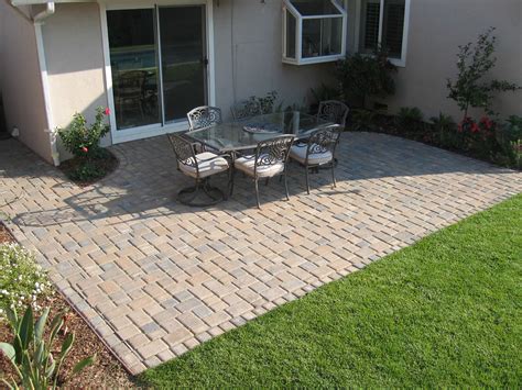 Also, choose pavers with an a heavily patterned paver design can emphasise the smallness of your backyard. Paver Patio Ideas for Enchanting Backyard - Amaza Design