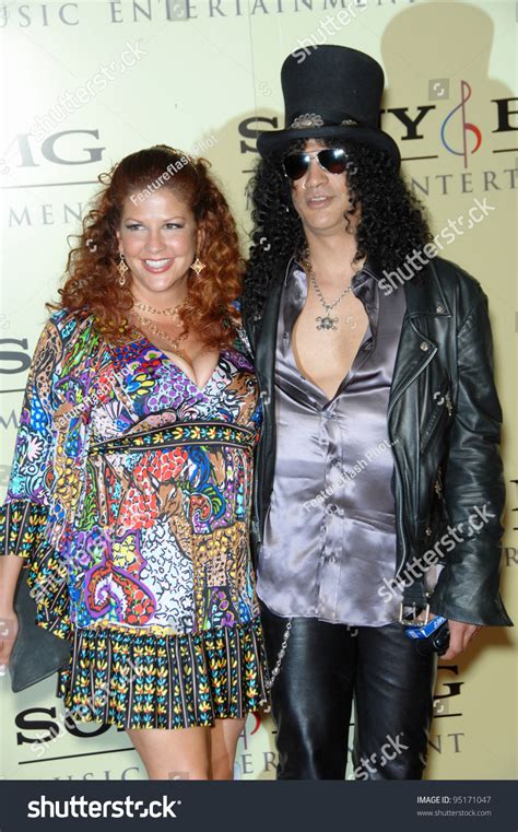 Slash Velvet Revolver Wife Perla Ferrar Foto De Stock 95171047 Shutterstock