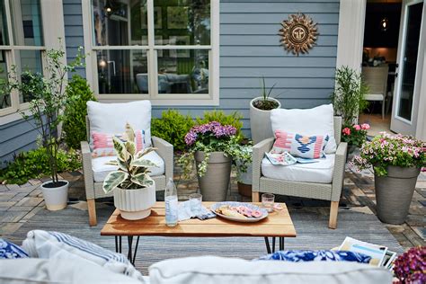 10 Ways to Revamp Your Outdoor Living Space