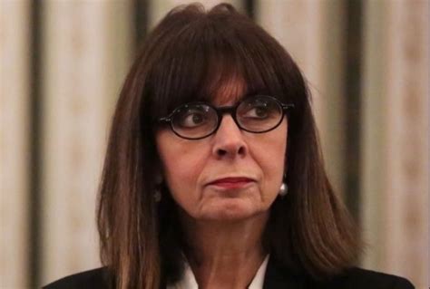 Εισήλθε στο συμβουλίου της επικρατείας ως εισηγητής τον νοέμβριο του 1982. Κατερίνα Σακελλαροπούλου: Δίνουμε ακόμα μια ιστορική μάχη ...