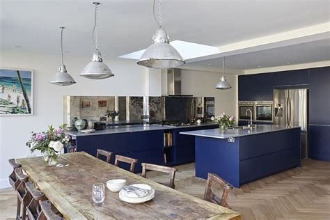 Blue rock cabinets is an honest family owned direct distributor of rta kitchen cabinets and rta bath vanities with low prices everyday! Pin by Martins Camisuli Architects on Work | Blue kitchen ...
